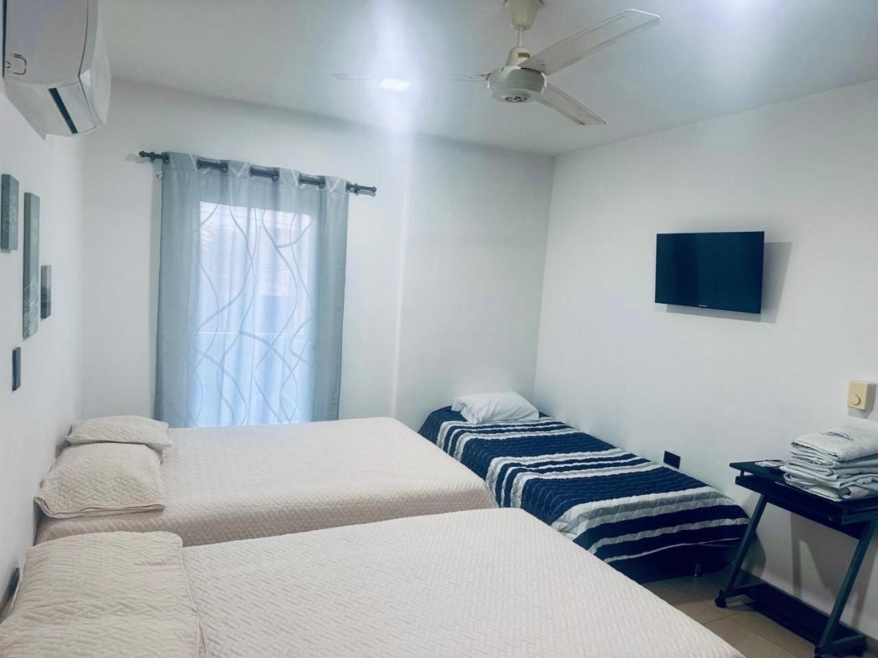 Hotel Barcelona Montería エクステリア 写真