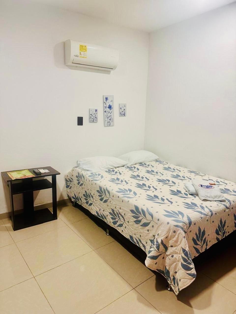 Hotel Barcelona Montería エクステリア 写真