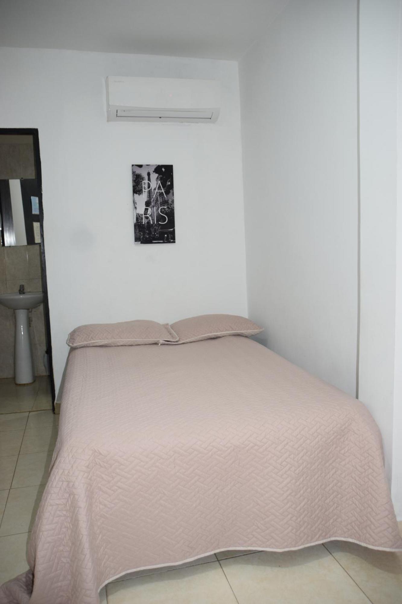 Hotel Barcelona Montería エクステリア 写真