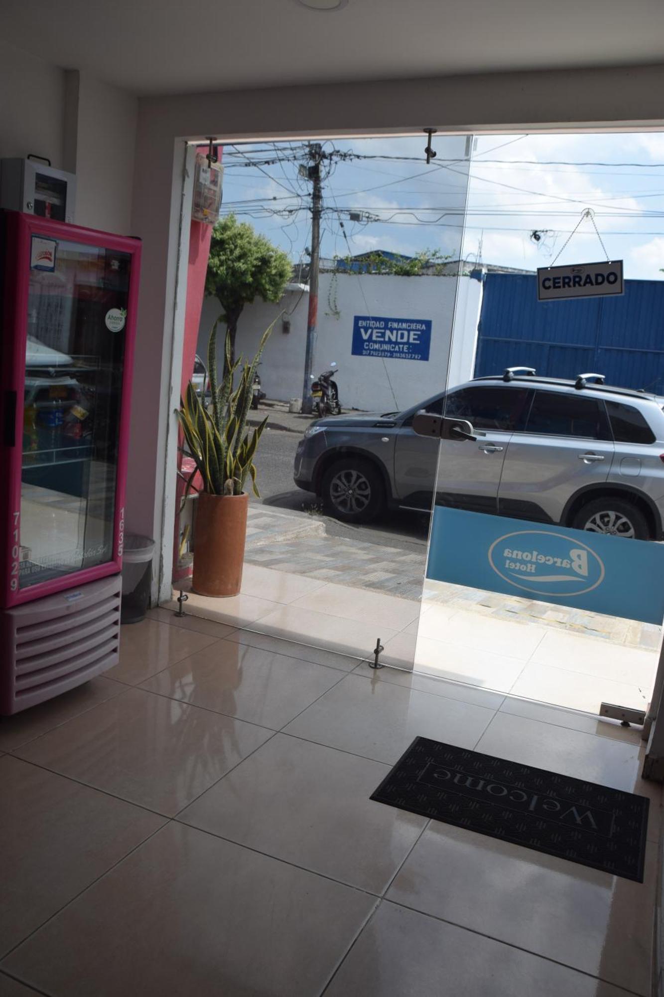 Hotel Barcelona Montería エクステリア 写真