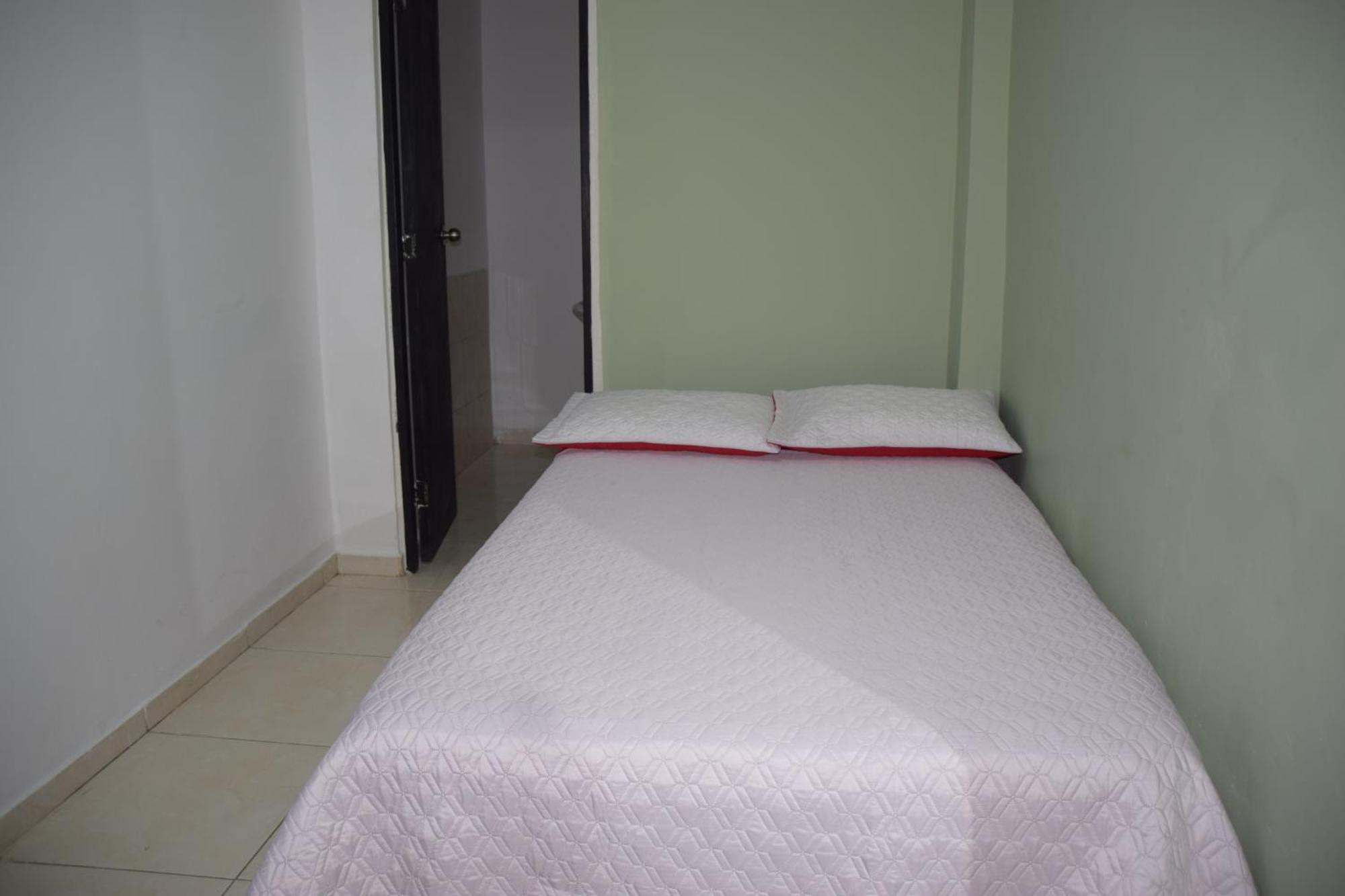 Hotel Barcelona Montería エクステリア 写真
