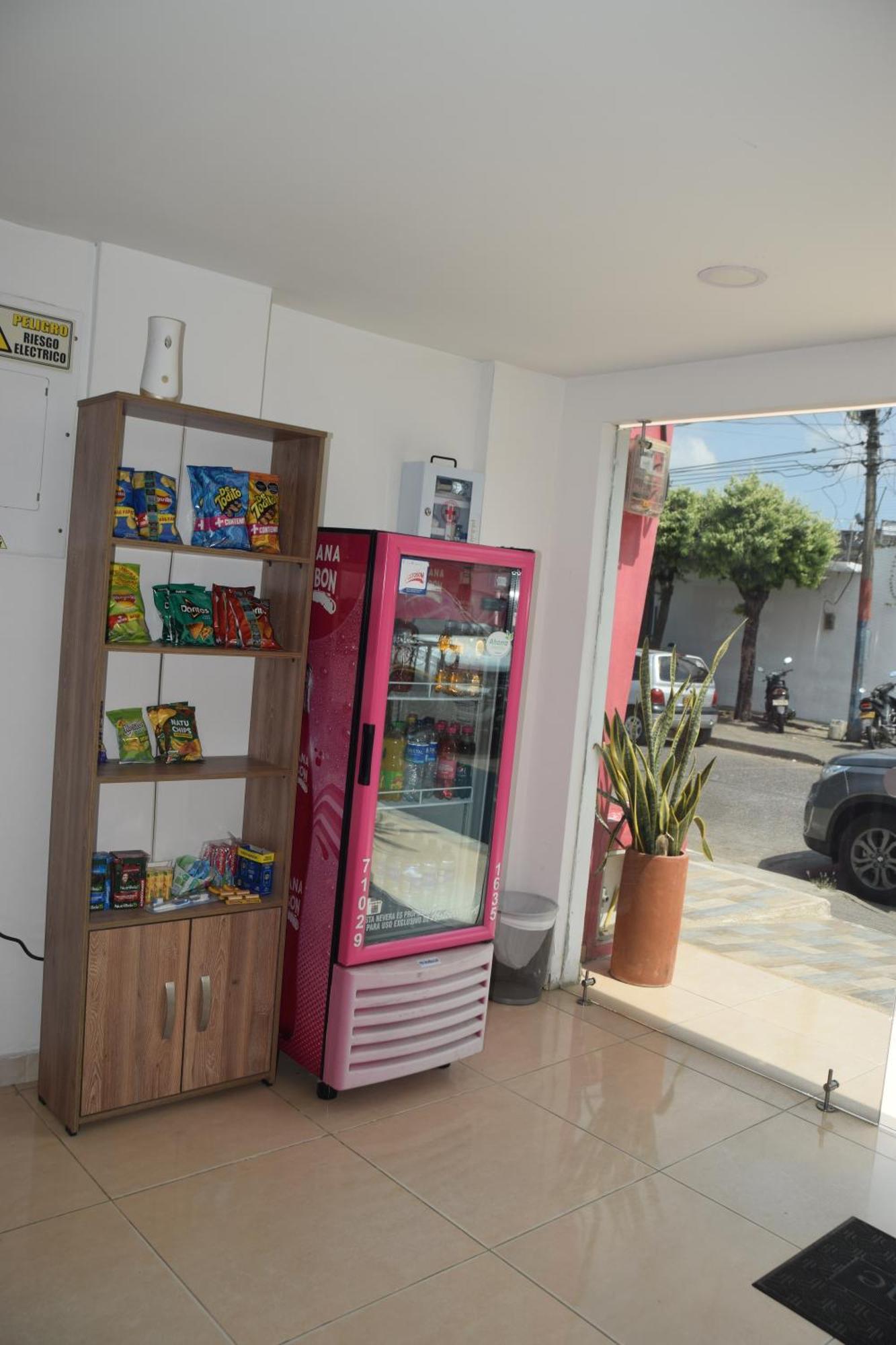 Hotel Barcelona Montería エクステリア 写真