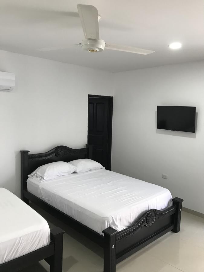 Hotel Barcelona Montería エクステリア 写真