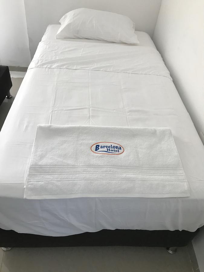 Hotel Barcelona Montería エクステリア 写真