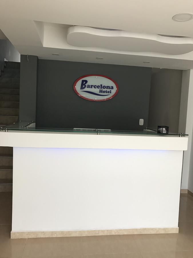 Hotel Barcelona Montería エクステリア 写真