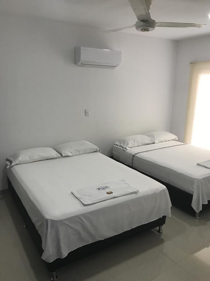 Hotel Barcelona Montería エクステリア 写真